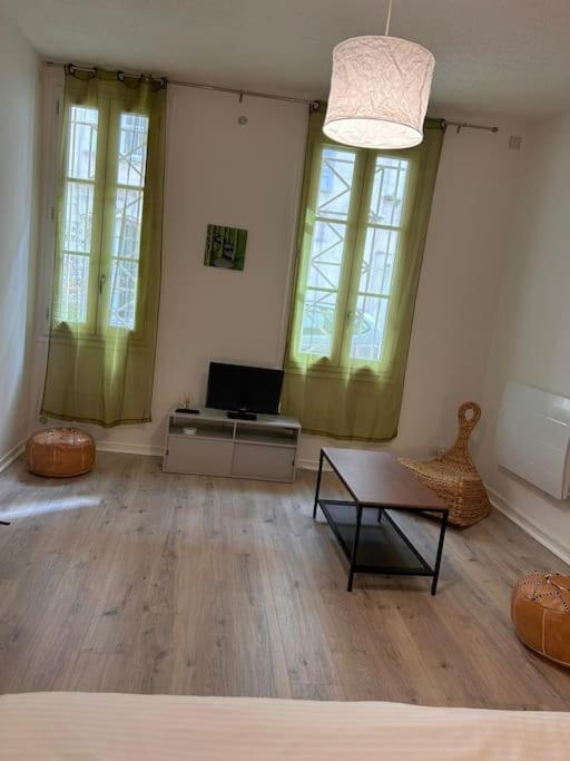 L'Incontournable Apartment Avignon Exterior photo